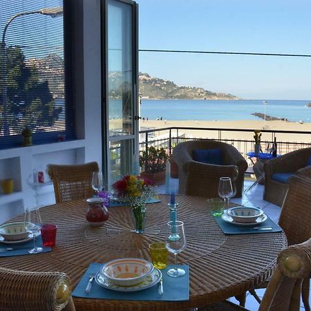 Ferienwohnung Terrazza Sul Mare Giardini-Naxos Exterior foto