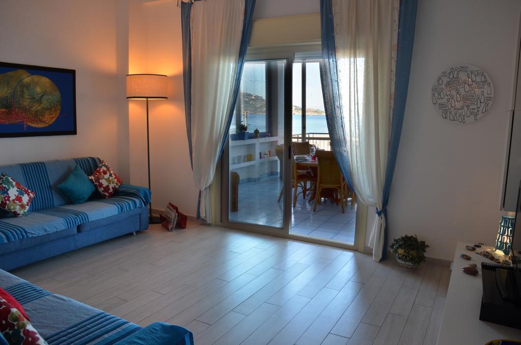 Ferienwohnung Terrazza Sul Mare Giardini-Naxos Exterior foto