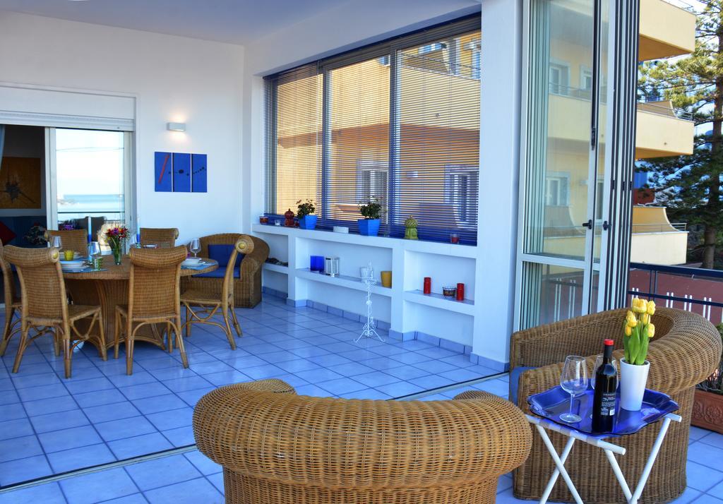 Ferienwohnung Terrazza Sul Mare Giardini-Naxos Exterior foto